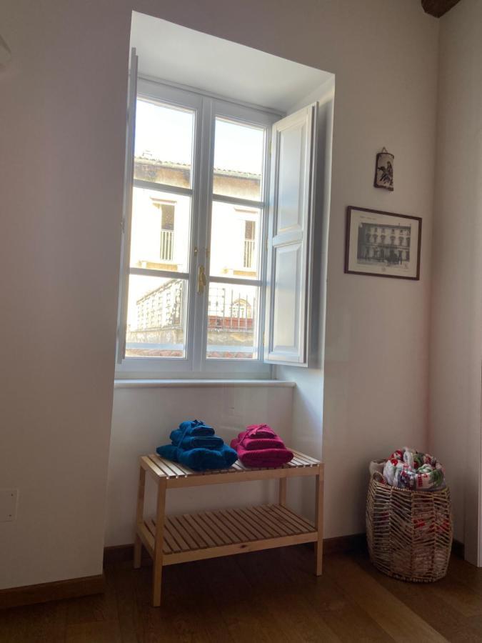 Palazzo Pica Alfieri Centro Storico Bed & Breakfast ลาควิลา ภายนอก รูปภาพ